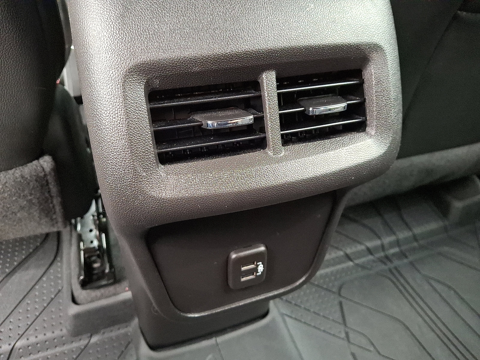 Used 2024 Chevrolet Equinox RS w/ LPO, Floor Liner Package image 12