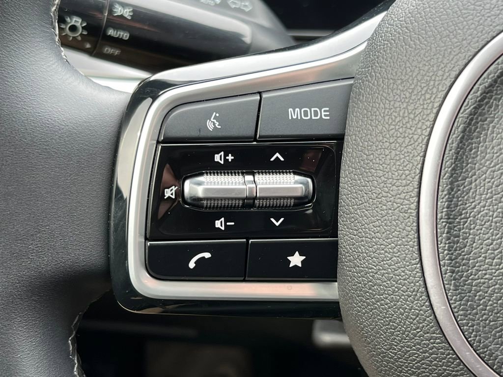 Used 2025 Kia Sorento S w/ Panoramic Sunroof Package image 20