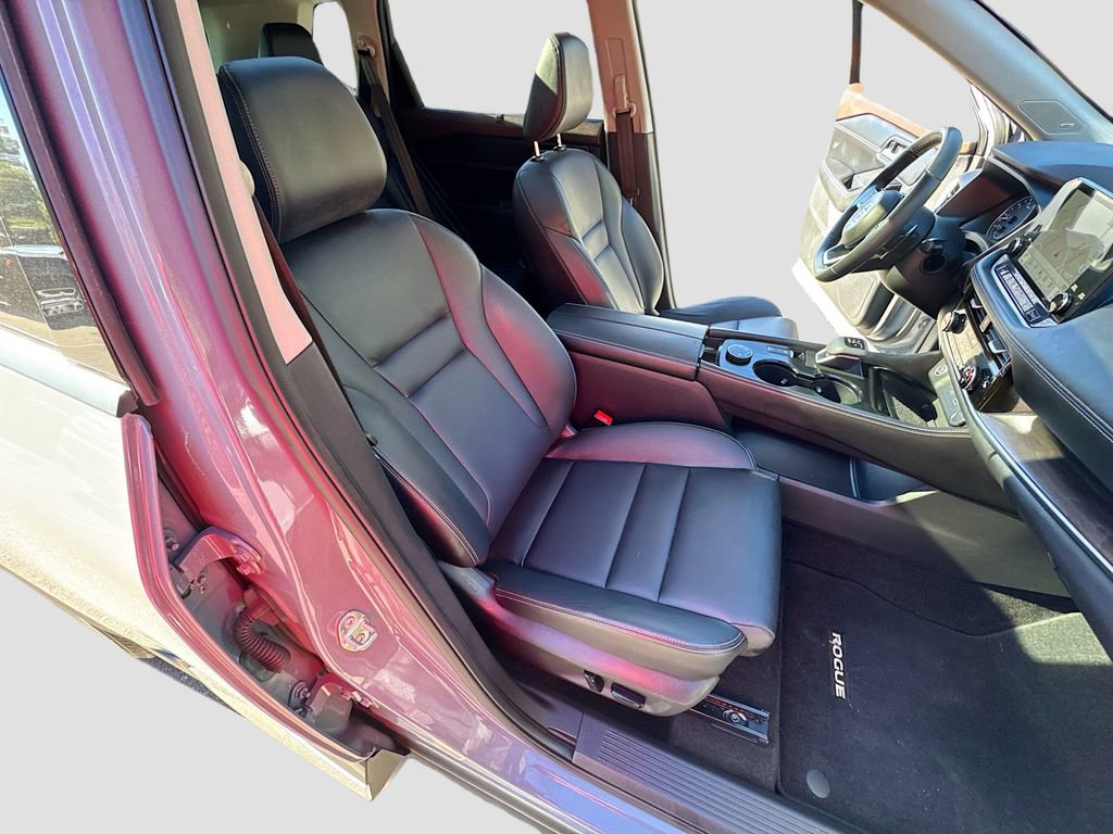 Used 2021 Nissan Rogue SL w/ Premium Package image 29