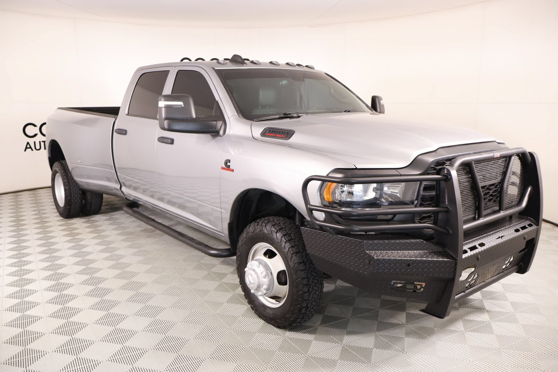 Used 2024 RAM 3500 Tradesman AWD/4WD image 1