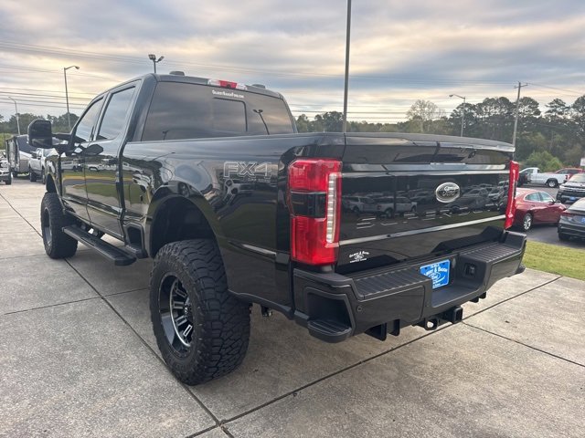 Used 2023 Ford F250 Lariat w/ Lariat Ultimate Package image 5