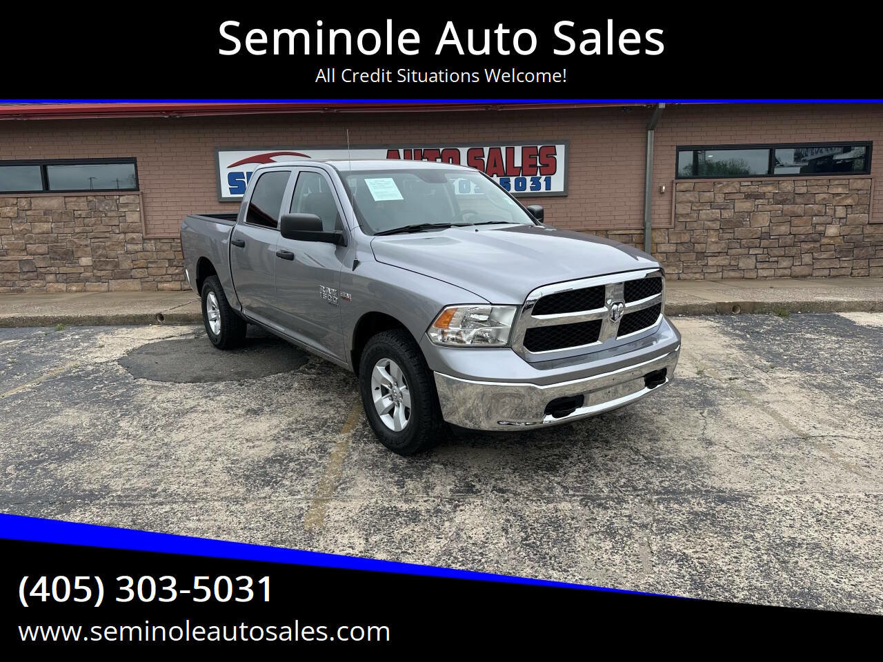 Used 2024 RAM 1500 4x4 Crew Cab Classic w/ Chrome Appearance Group image 1