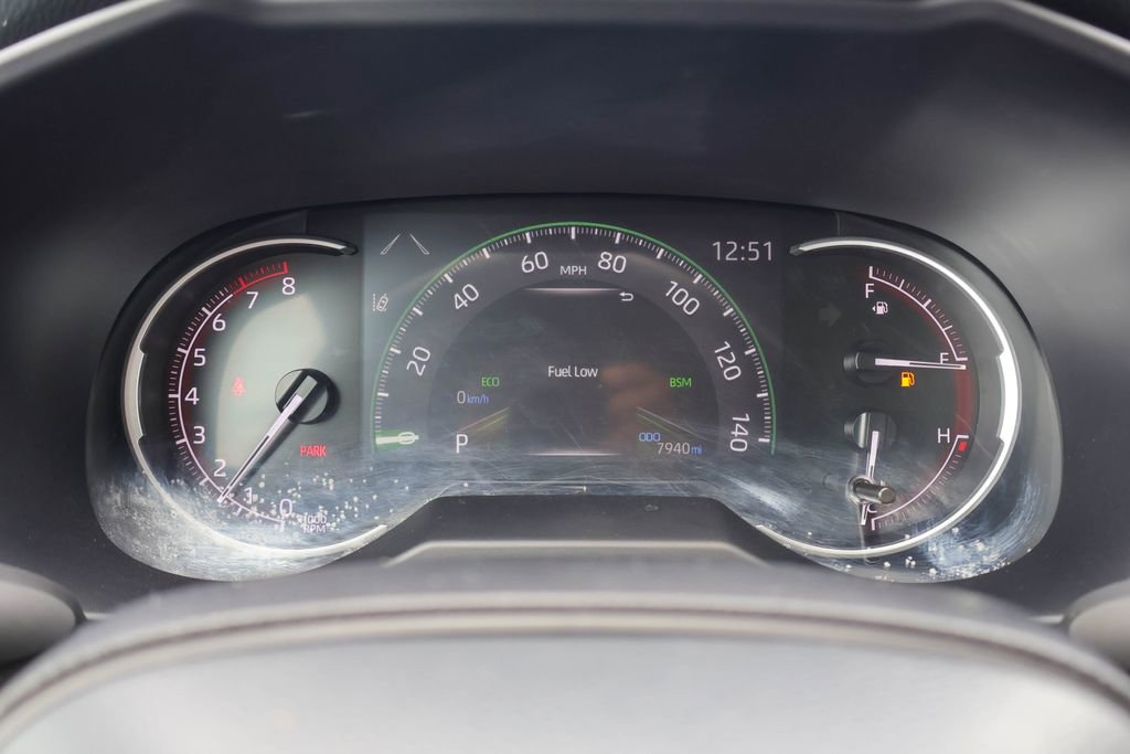 Used 2025 Toyota RAV4 XLE image 12