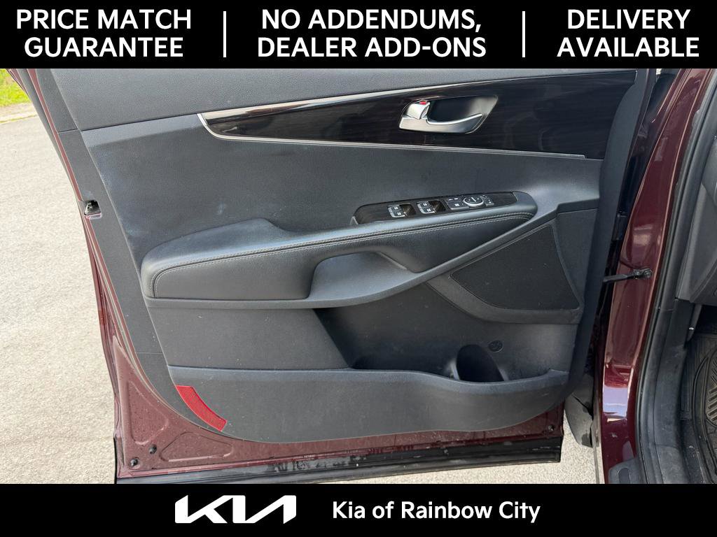 Used 2020 Kia Sorento FWD V6 image 13