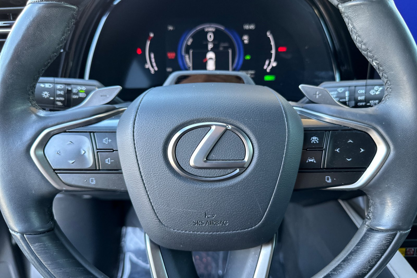 Certified 2023 Lexus RX 350 w/ Cold Area Package AWD/4WD image 27