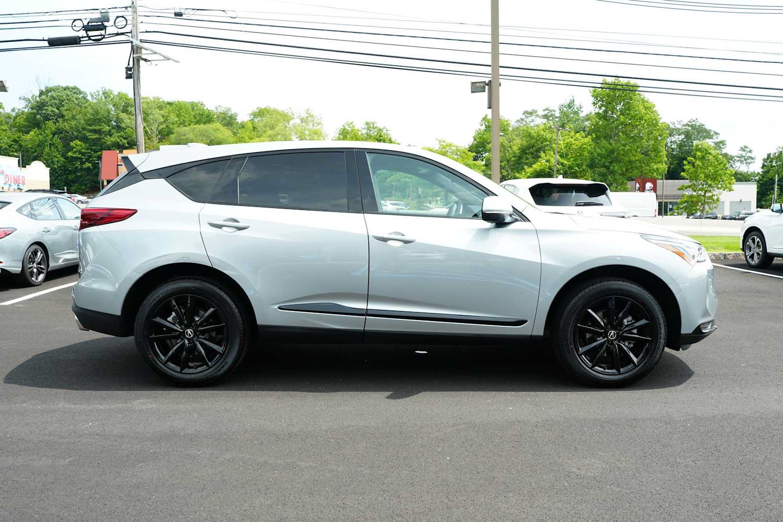 Used 2026 Acura RDX SH-AWD image 8