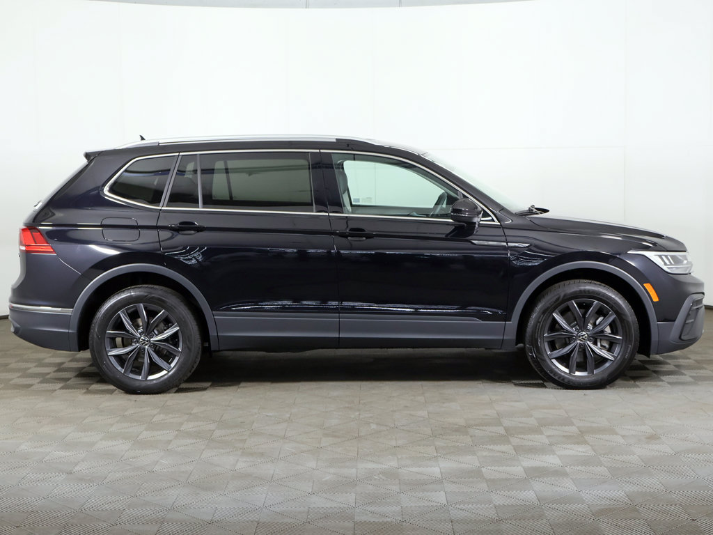 Certified 2024 Volkswagen Tiguan SE AWD/4WD image 18
