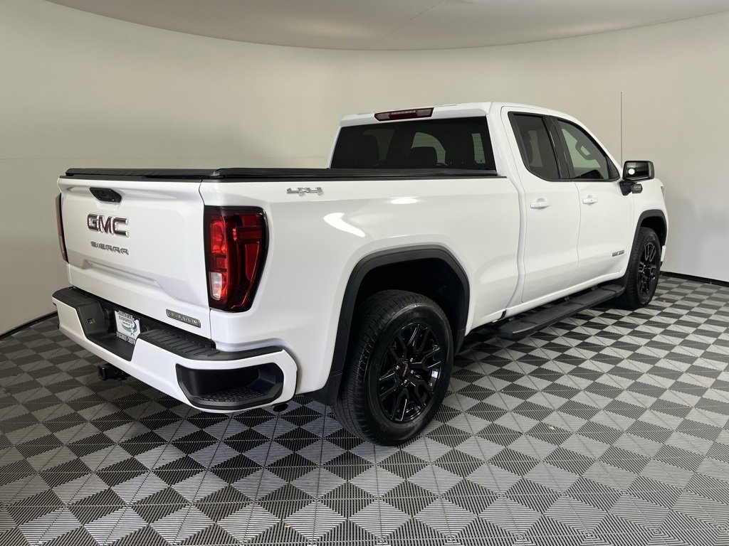 Used 2025 GMC Sierra 1500 Elevation image 10