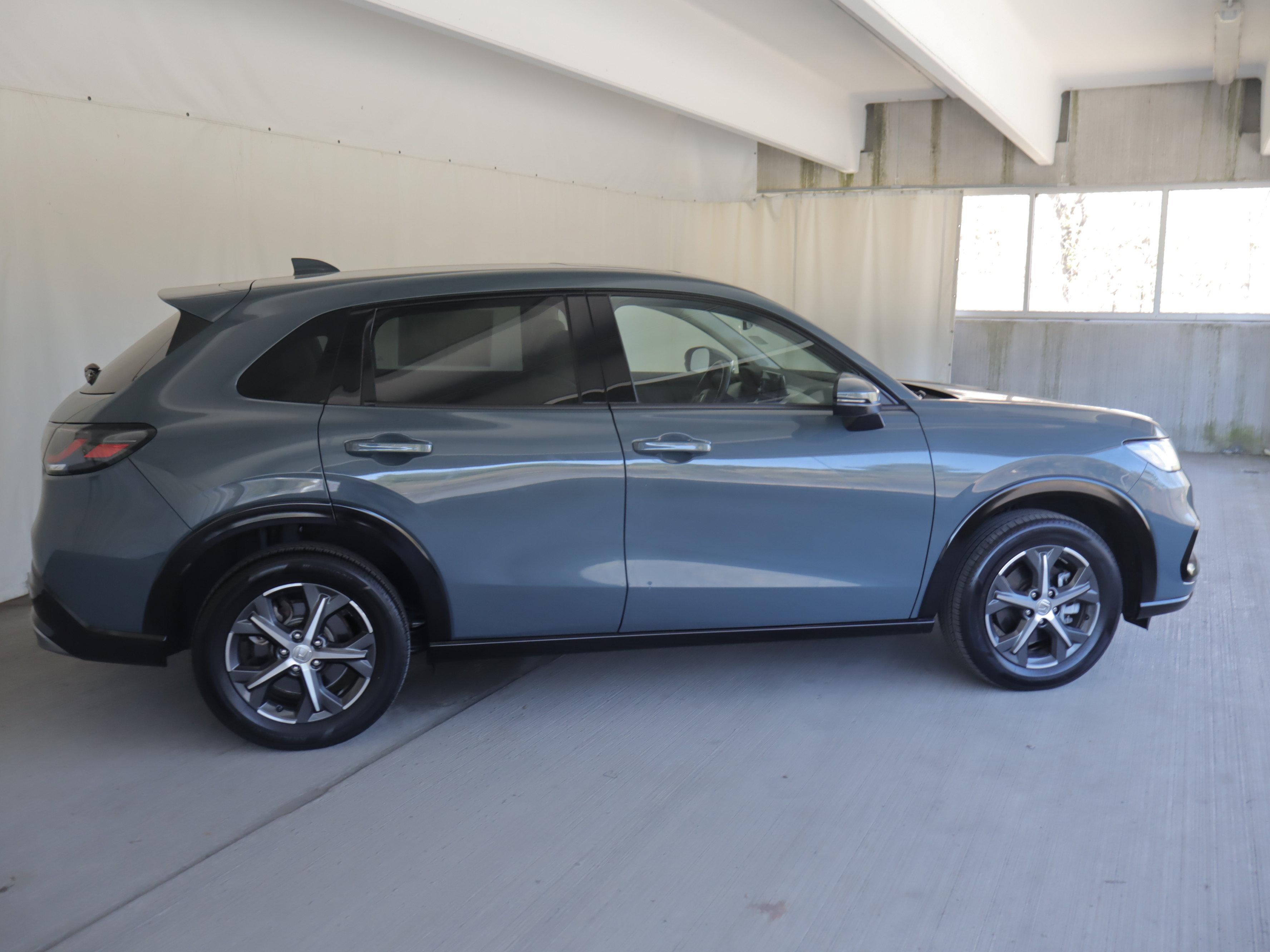 Used 2024 Honda HR-V EX-L image 6