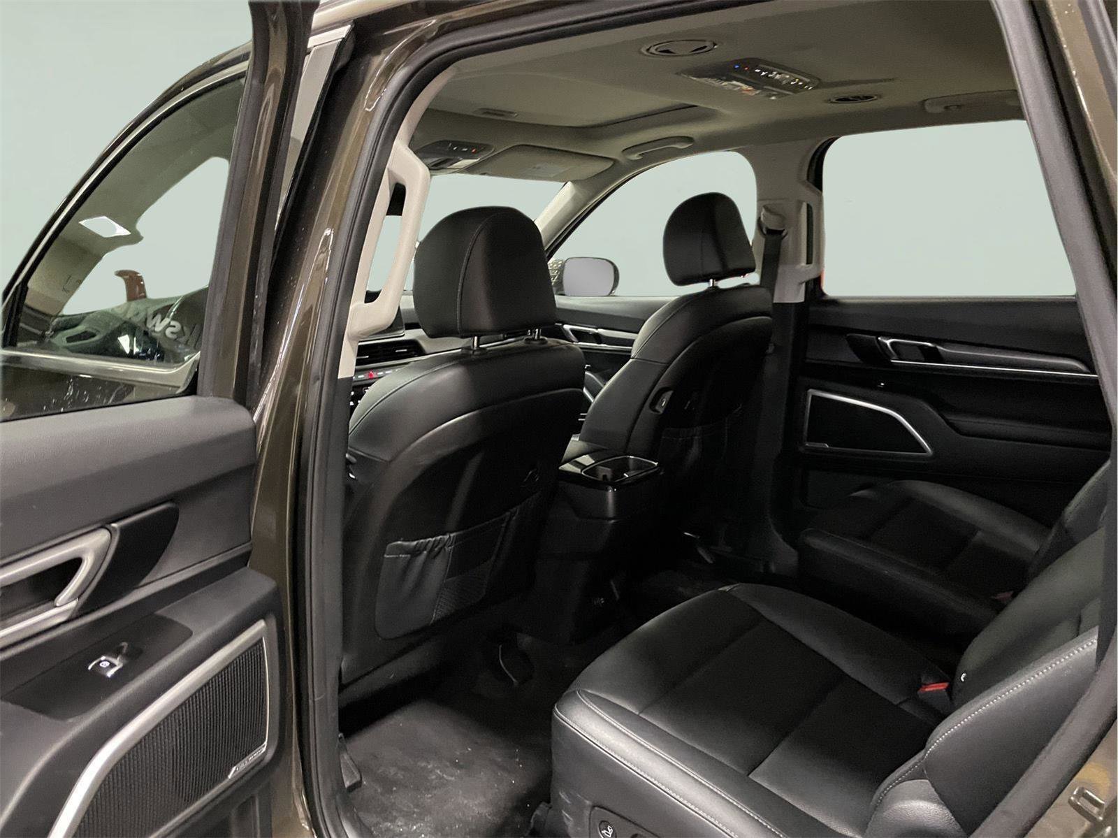 Used 2022 Kia Telluride S image 14