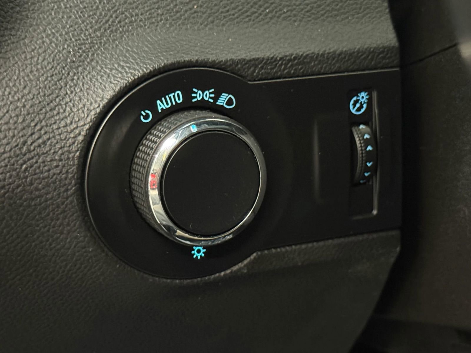 Used 2011 Chevrolet Camaro LT w/ RS Package image 24