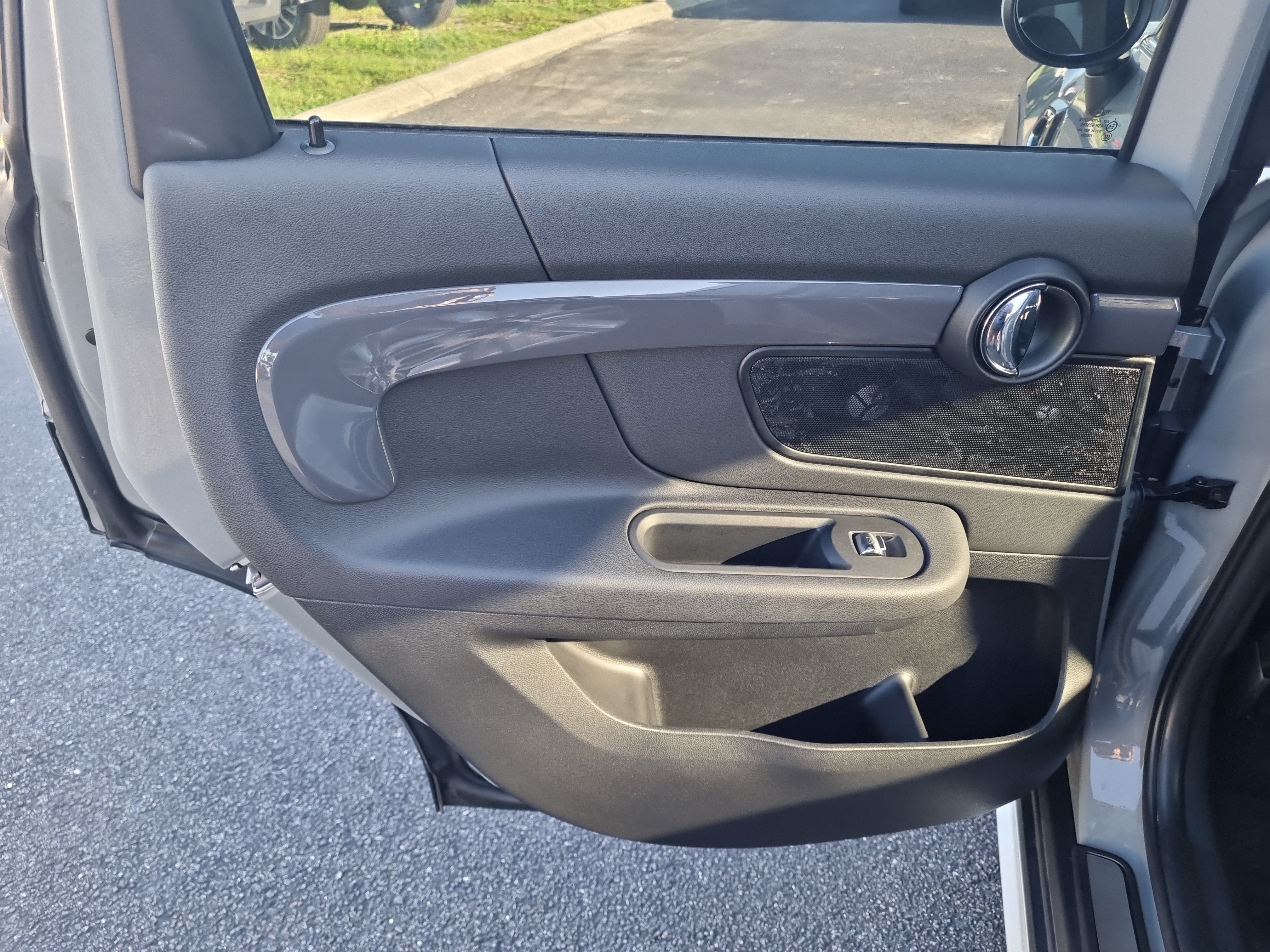 Used 2018 MINI Cooper Countryman S FWD image 12