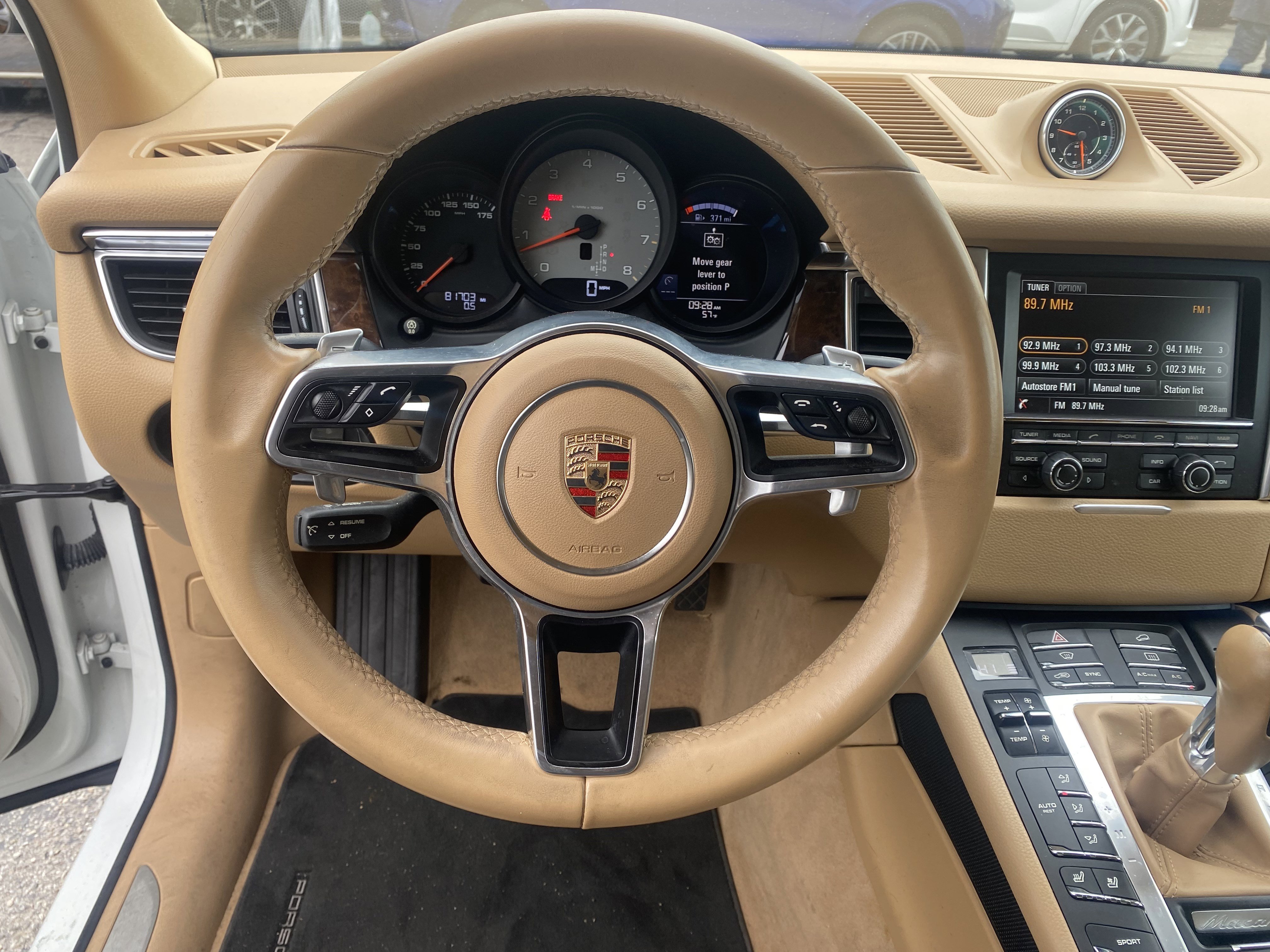 Used 2015 Porsche Macan S w/ Premium Package Plus image 10