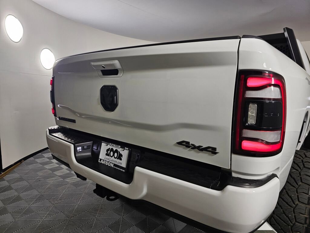 New 2024 RAM 3500 Laramie w/ Night Edition image 32