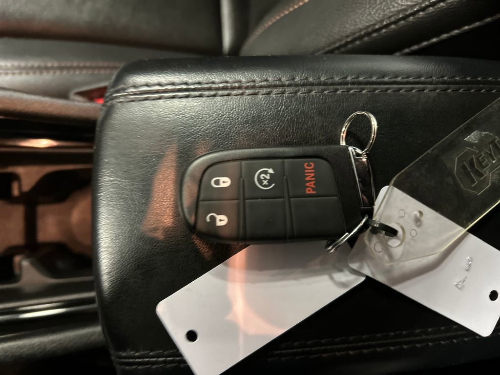 Used 2024 Jeep Compass Limited image 21