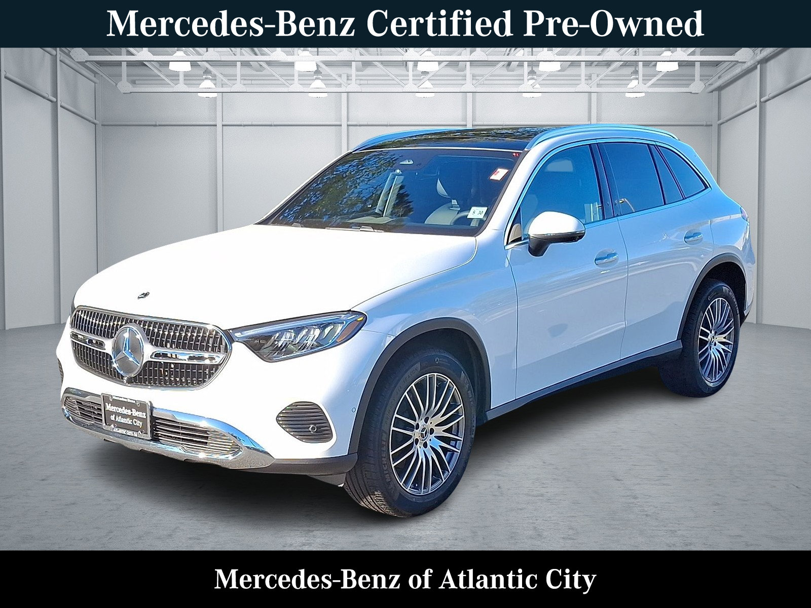 Certified 2025 Mercedes-Benz GLC 300 4MATIC SUV image 3