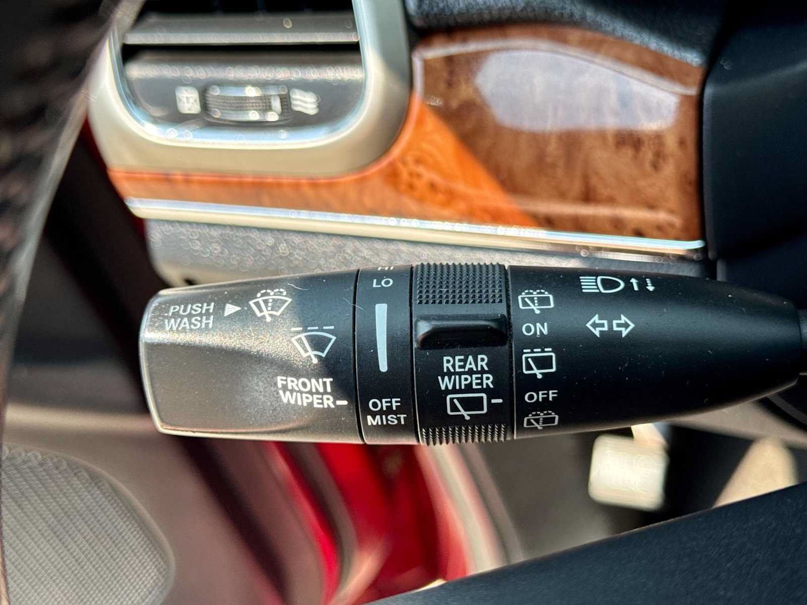 Used 2011 Jeep Grand Cherokee Limited AWD/4WD image 15
