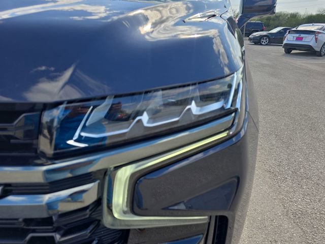 Used 2022 Chevrolet Tahoe Z71 w/ Luxury Package image 33