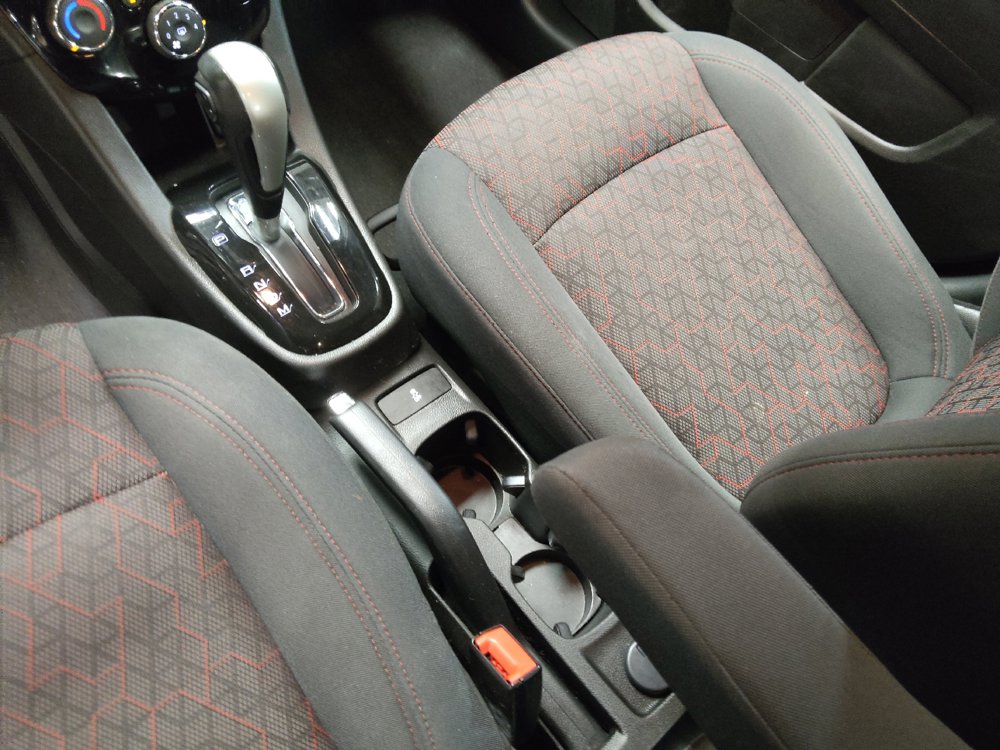 Used 2018 Chevrolet Sonic LT FWD image 26