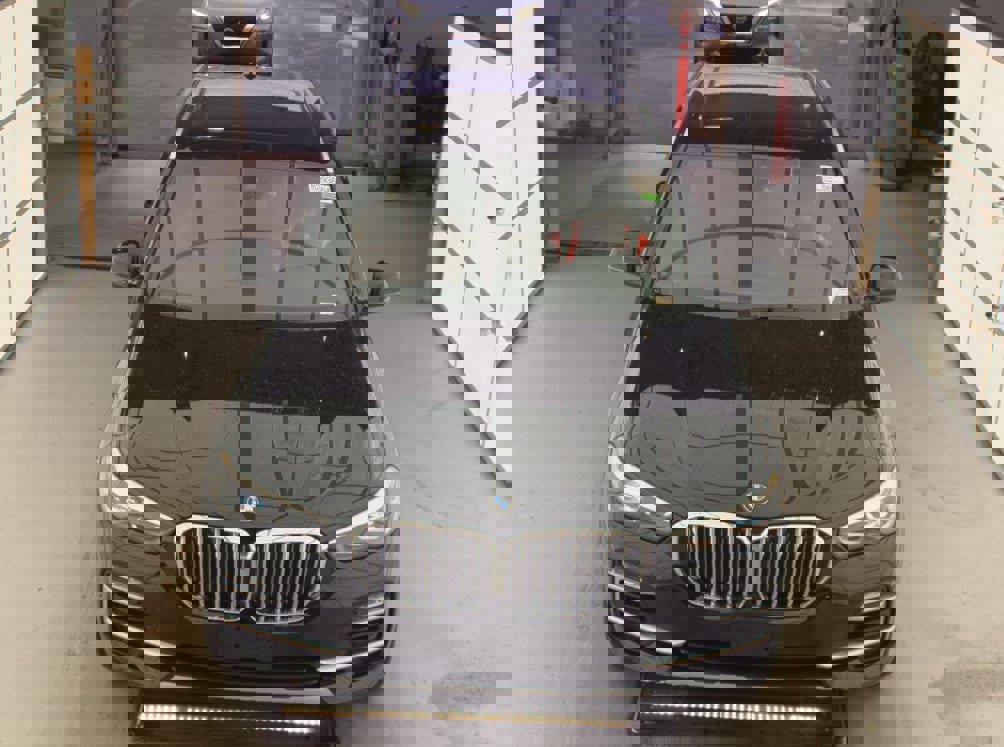 Used 2019 BMW X5 xDrive40i w/ Convenience Package image 3