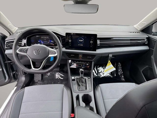 New 2026 Volkswagen Jetta SE image 4