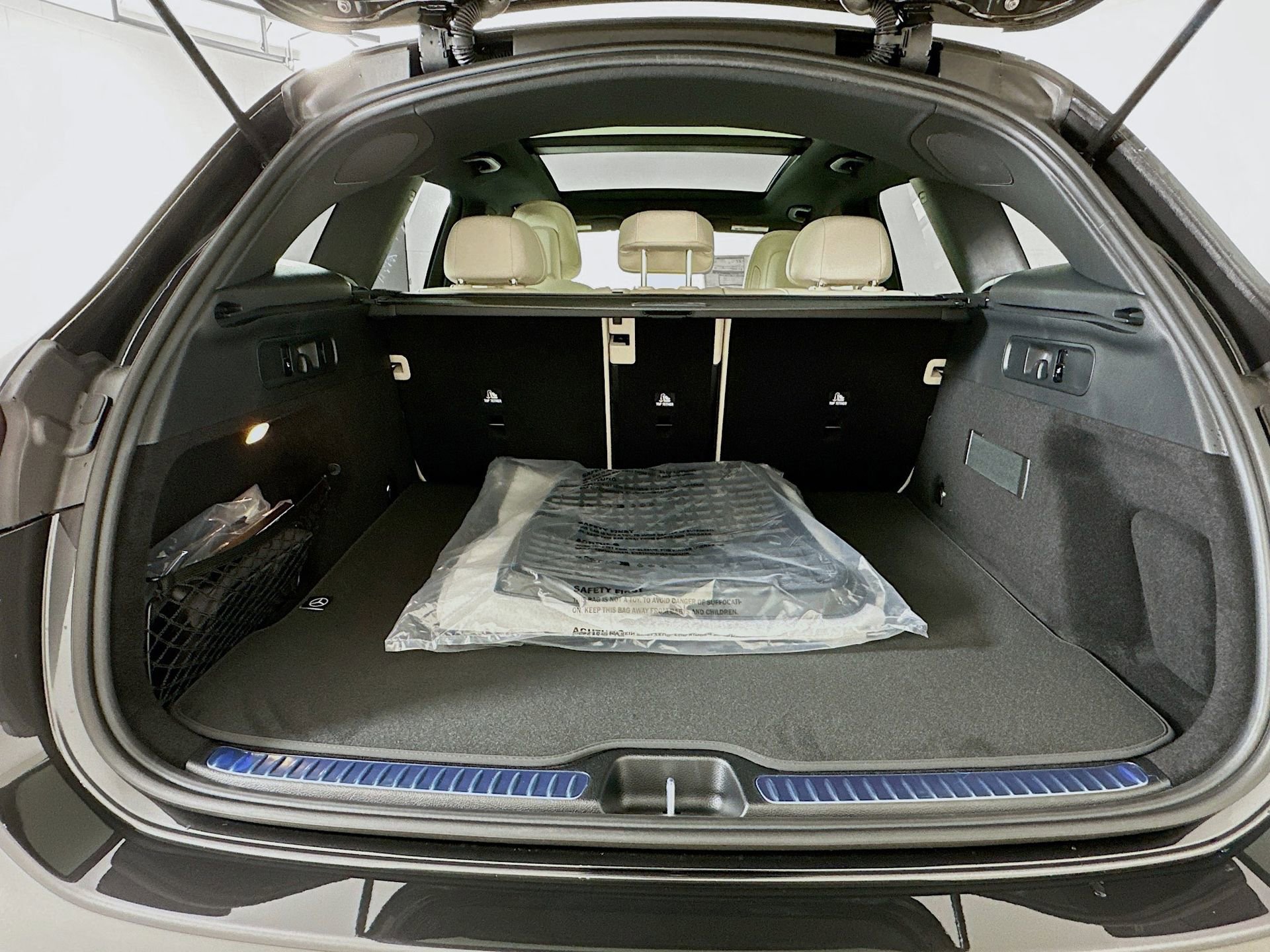 New 2026 Mercedes-Benz GLC 300 image 29