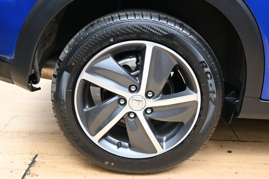Used 2021 Honda HR-V EX-L image 11