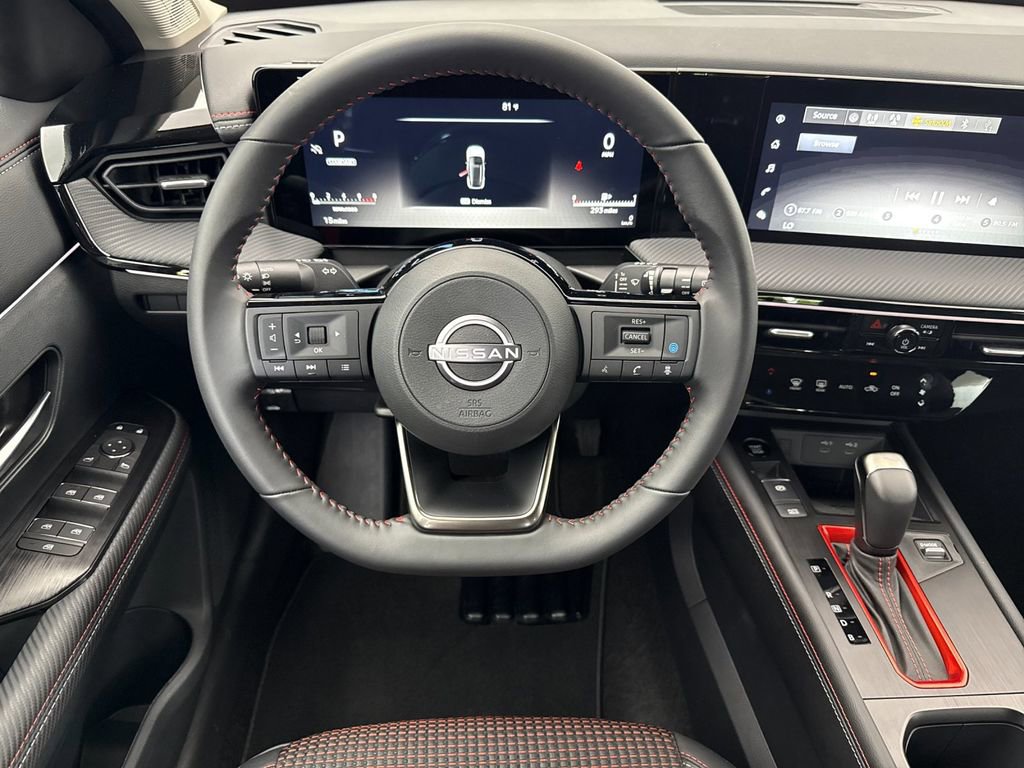 New 2025 Nissan Kicks SR FWD image 13