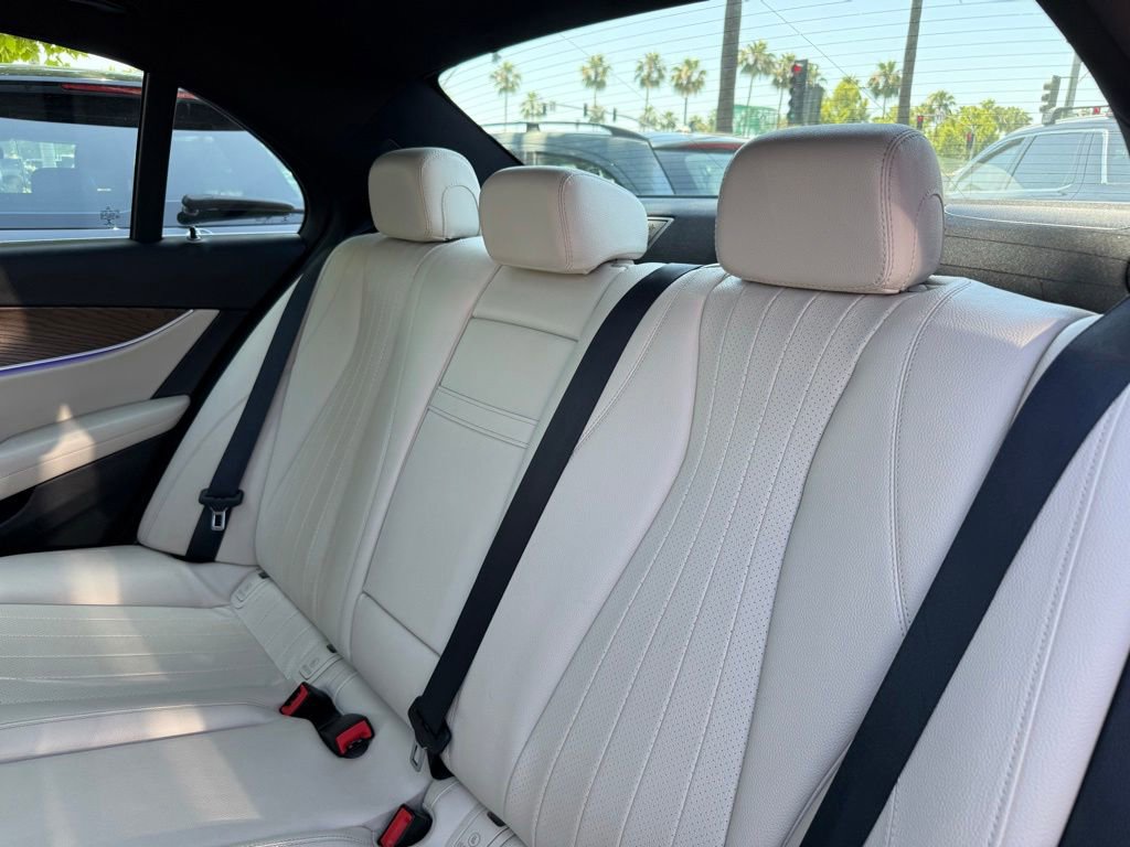 Used 2022 Mercedes-Benz E 350 Sedan image 14