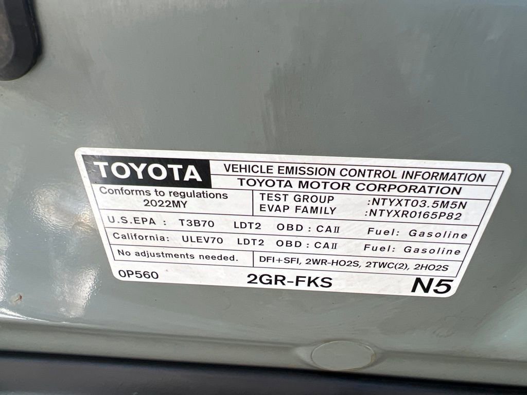 Used 2022 Toyota Tacoma TRD Off-Road w/ Technology Package AWD/4WD image 27