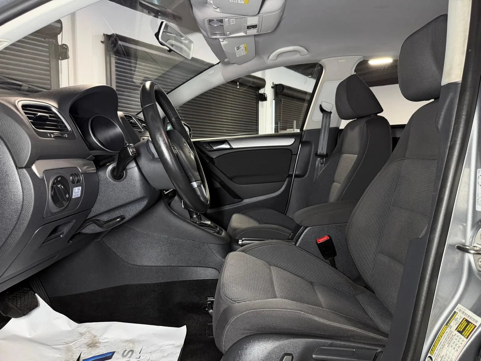 Used 2014 Volkswagen Golf TDI FWD image 26