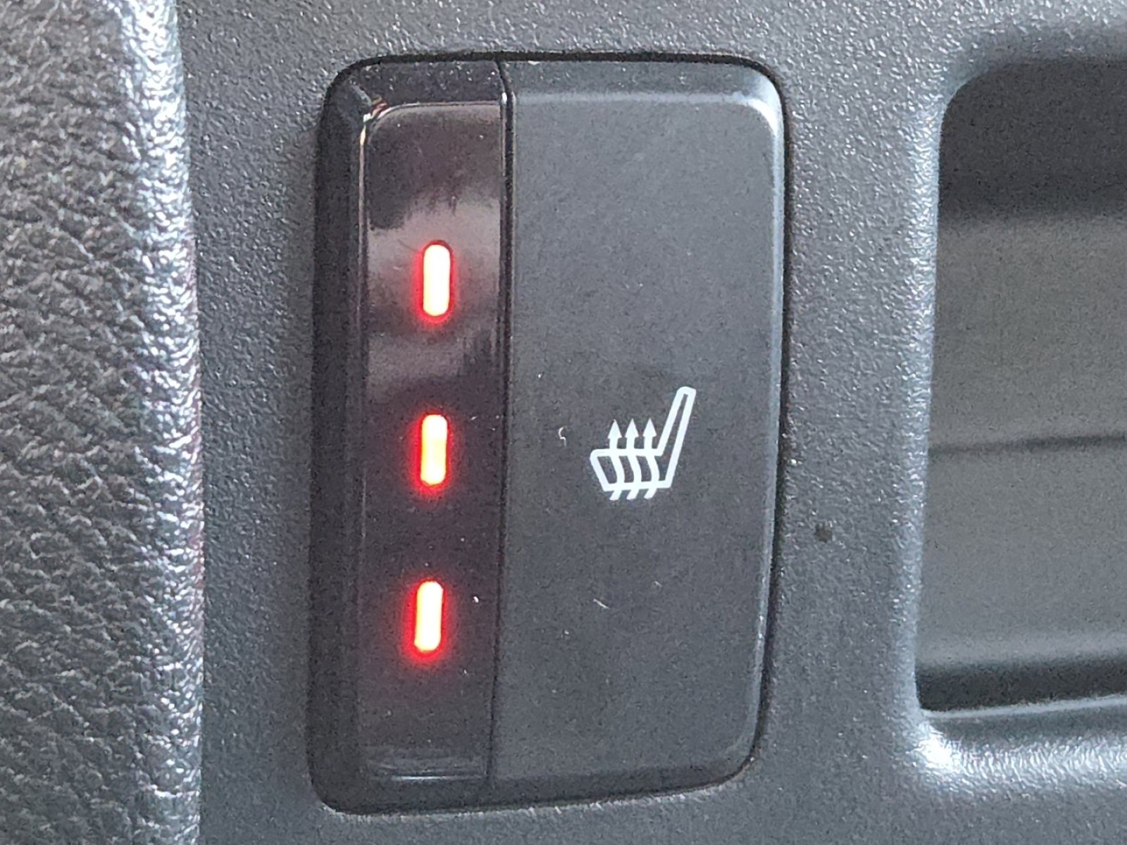 Used 2023 Honda Passport EX-L image 10