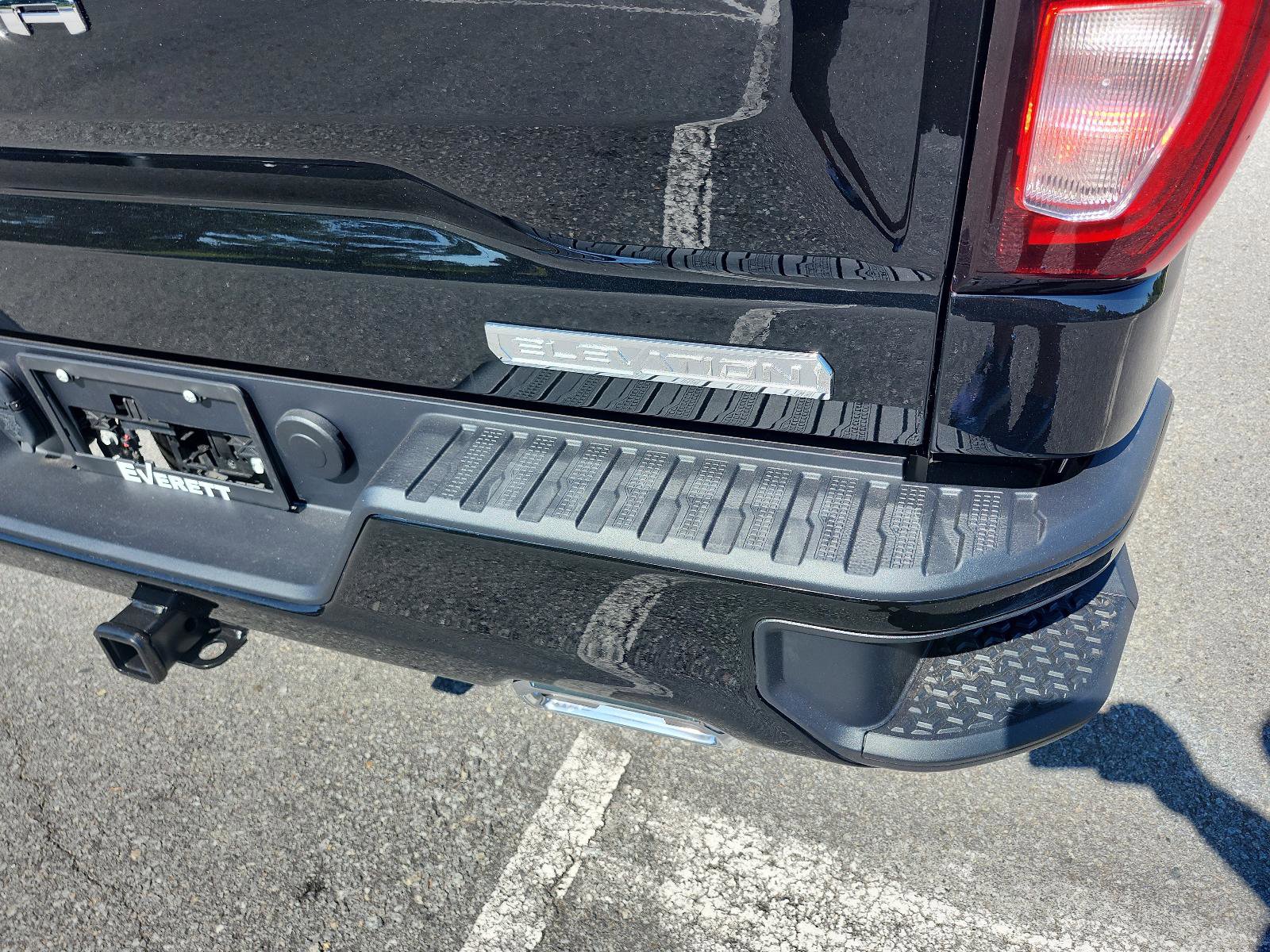 New 2026 GMC Sierra 1500 Elevation image 4