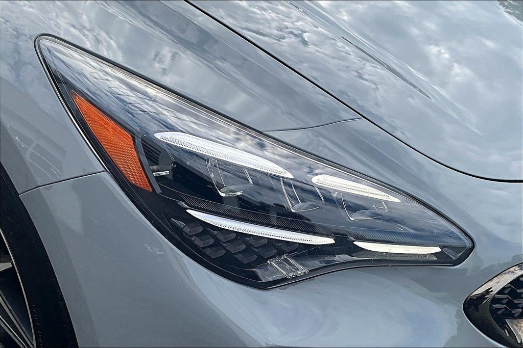 Used 2023 Kia Stinger GT-Line w/ Sun & Sound Package AWD/4WD image 32