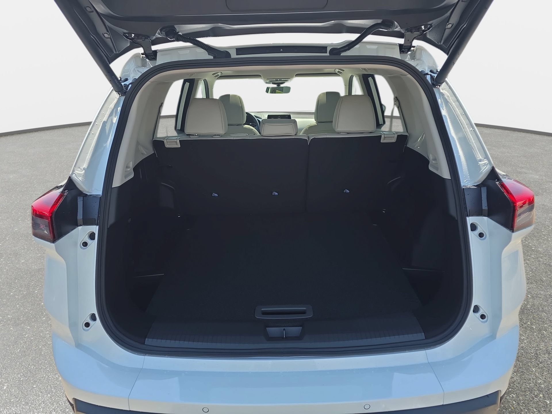 New 2026 Nissan Rogue Dark Armor FWD image 12