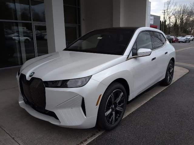 New 2026 BMW iX xDrive45 image 7