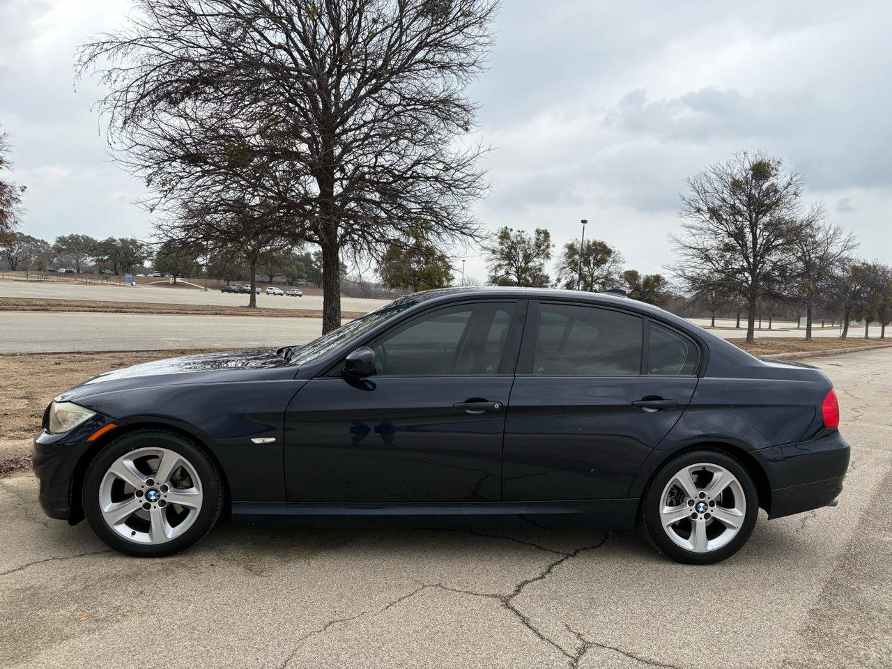 Used 2009 BMW 328i 4dr Sdn 328i image 2