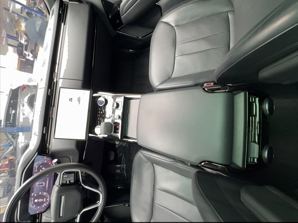 Used 2023 Land Rover Range Rover Sport SE AWD/4WD image 35