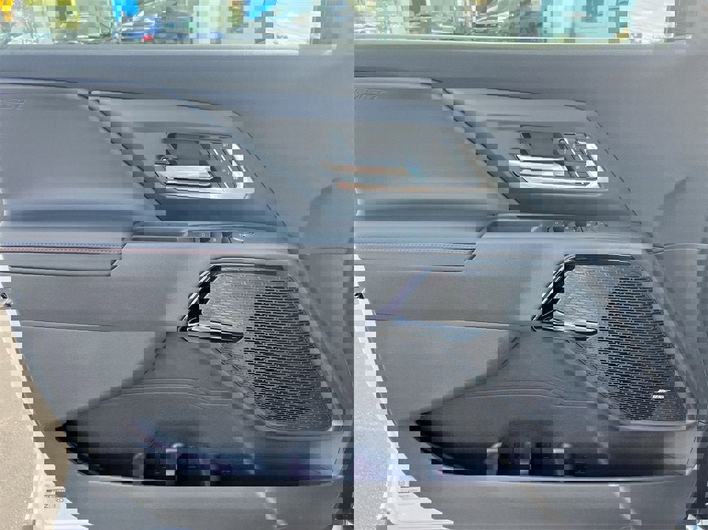 New 2024 Chevrolet Silverado EV RST image 18