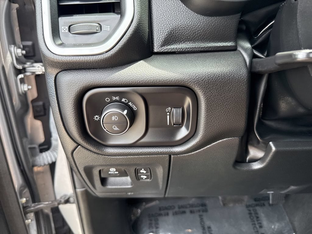 Certified 2023 RAM 1500 Big Horn AWD/4WD image 18
