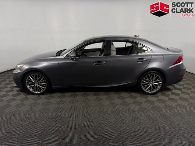 Used 2014 Lexus IS 250 w/ Navigation Package RWD image 5