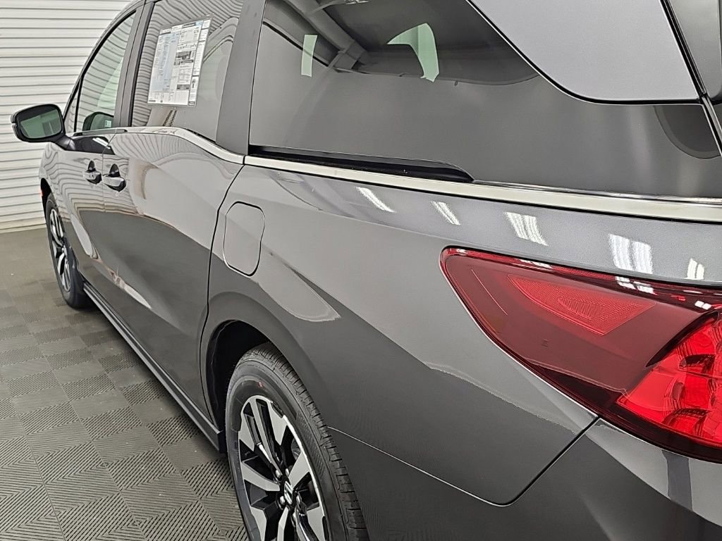 New 2026 Honda Odyssey EX-L image 6