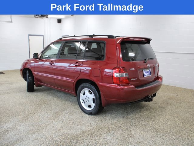 Used 2005 Toyota Highlander Limited AWD/4WD image 2