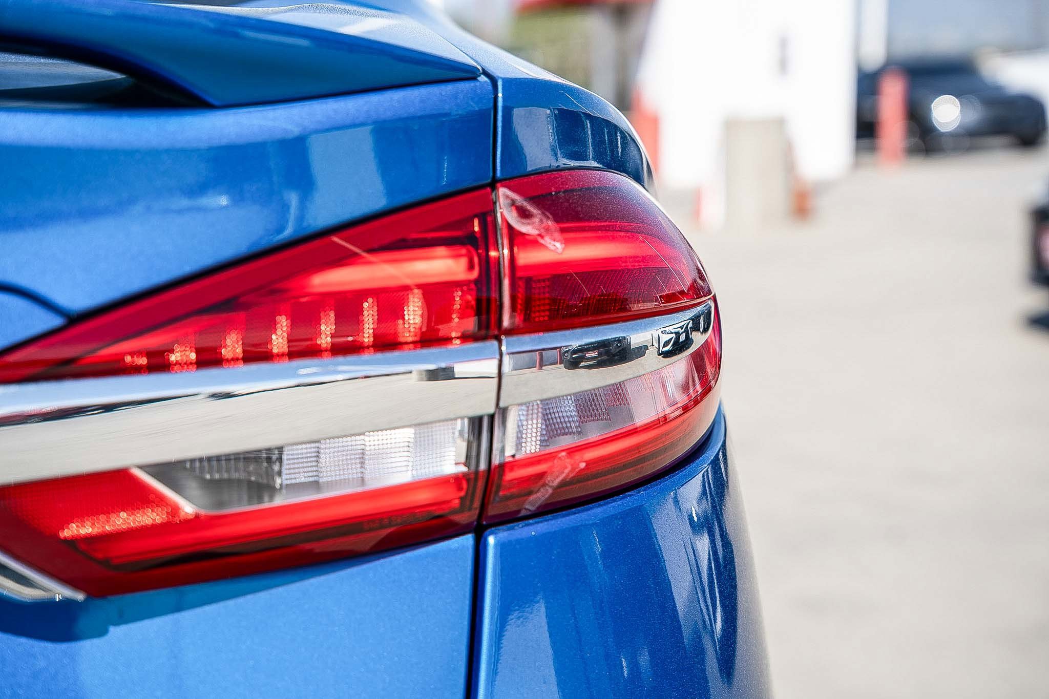 Used 2019 Ford Fusion Titanium image 12