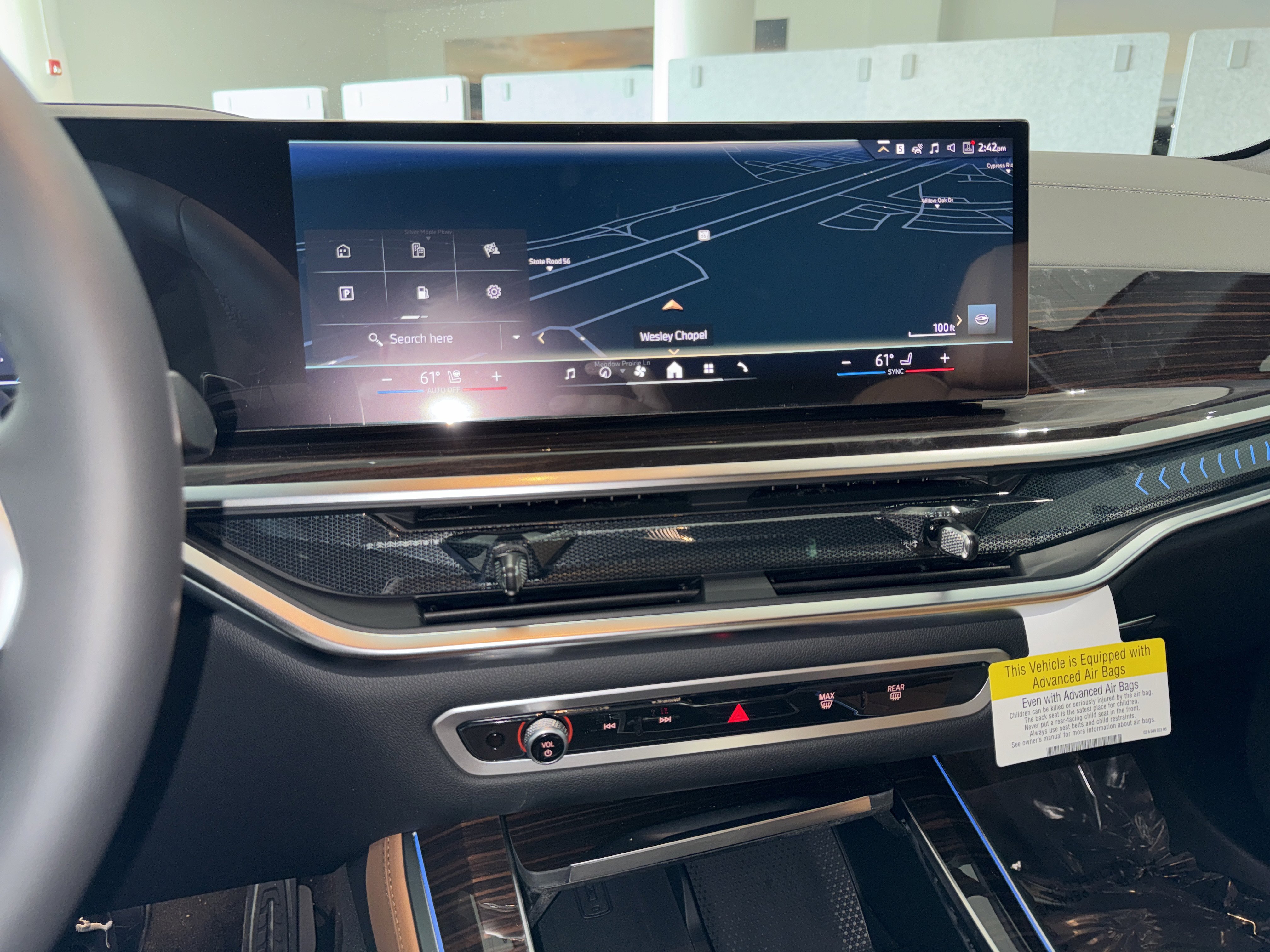 New 2026 BMW X5 xDrive50e w/ M Sport Package image 18