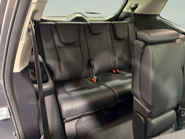 Certified 2025 Subaru Ascent Limited w/ Popular Package #2 image 36