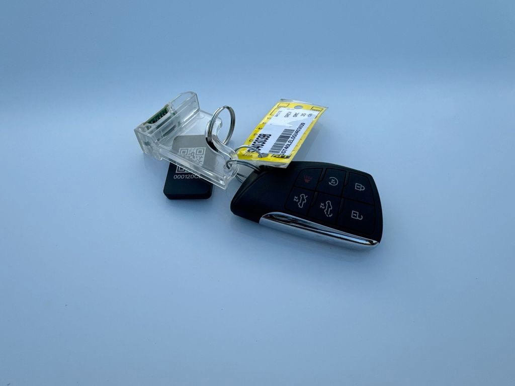 Used 2025 GMC Sierra EV Denali image 35