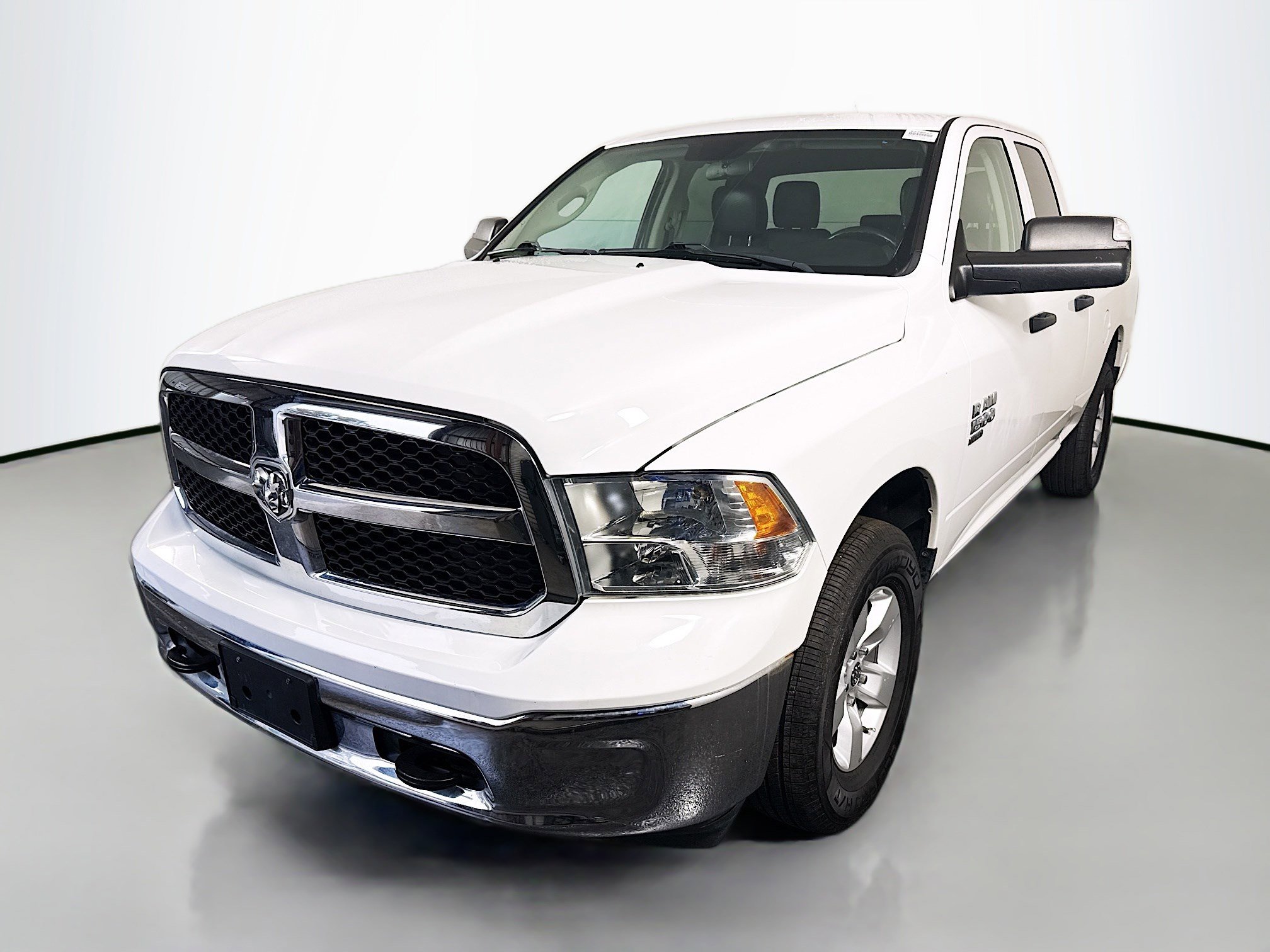Used 2022 RAM 1500 Tradesman w/ Chrome Appearance Group image 4