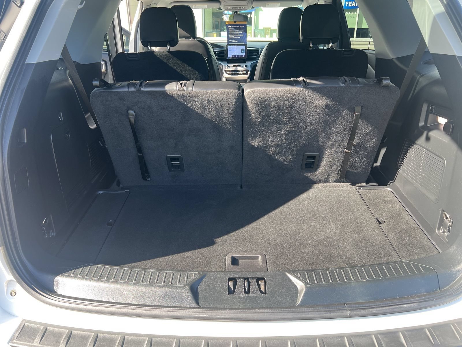 Certified 2023 Ford Explorer XLT w/ Equipment Group 202A AWD/4WD image 13