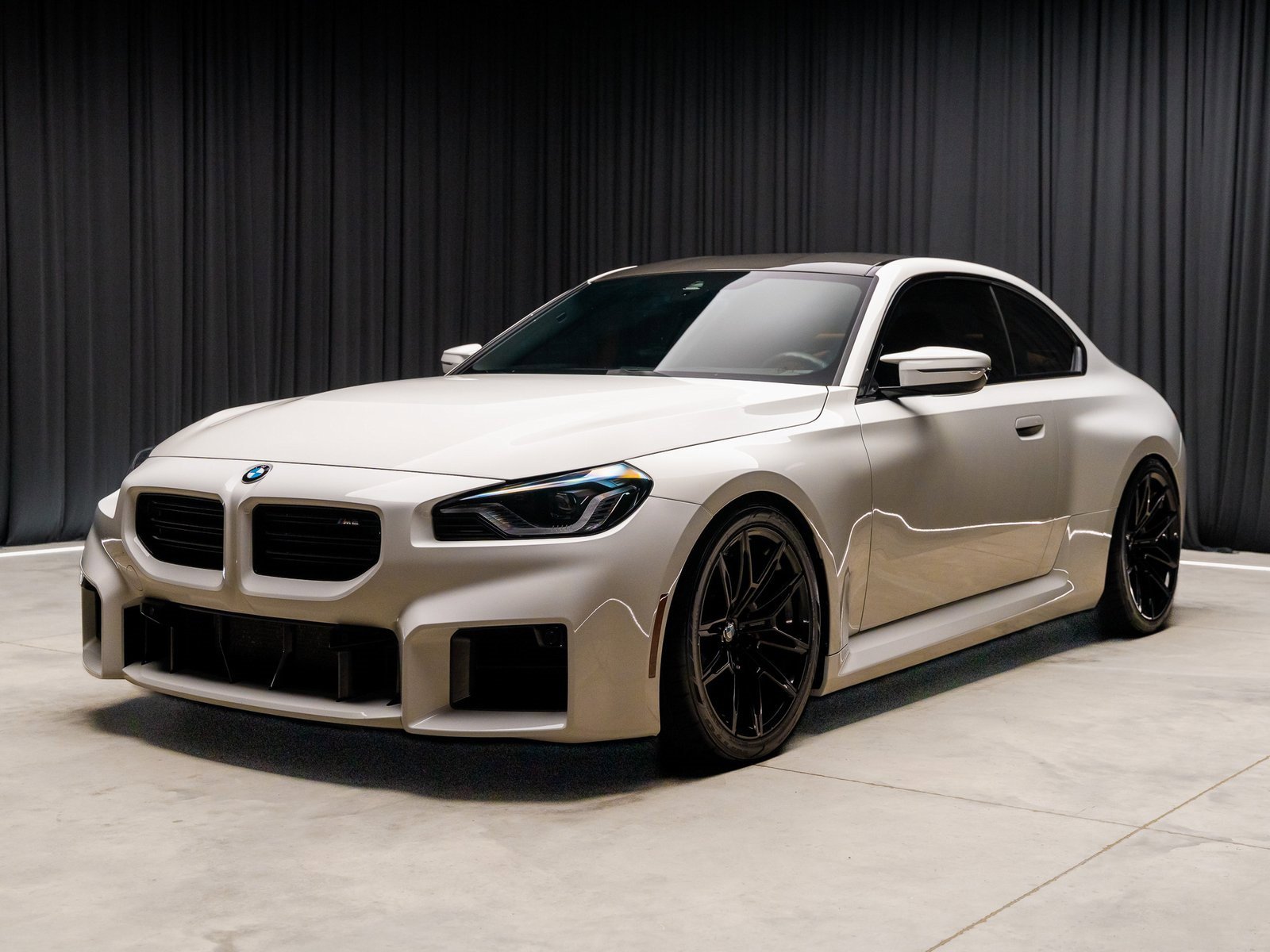 Used 2024 BMW M2 w/ Lighting Package image 21